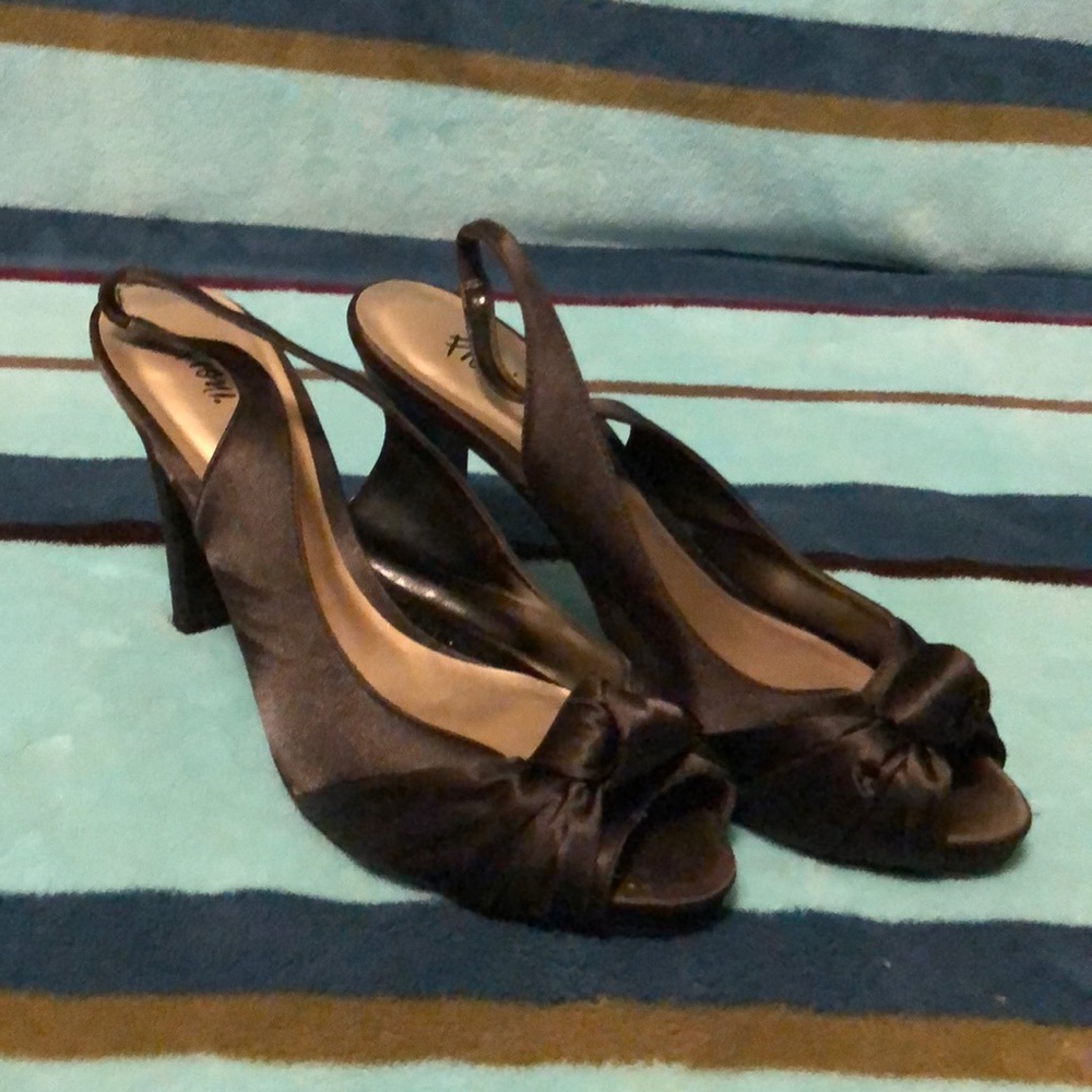 Fiomi dress heels